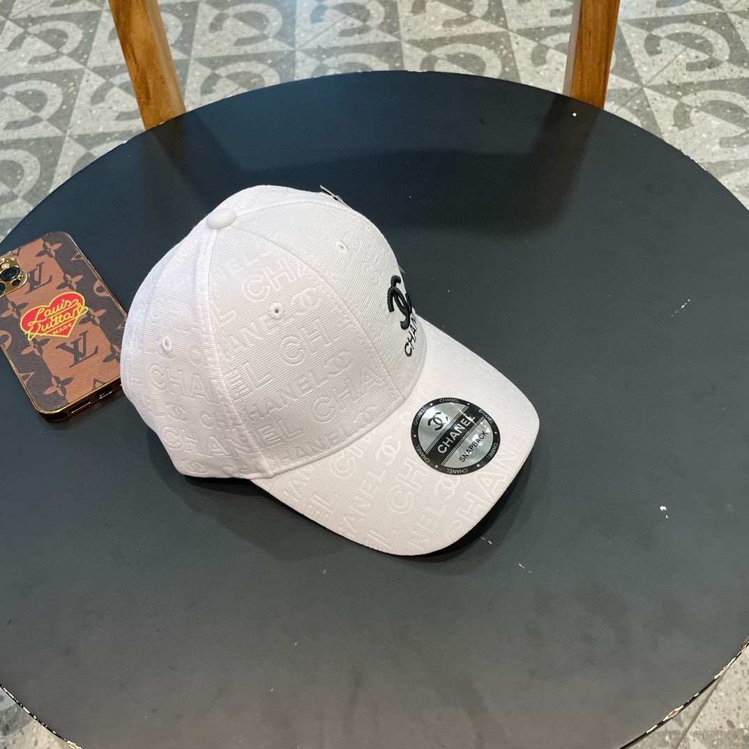  【CHANEL香奈儿】新款刺绣山茶花棒球帽，新款出货，大牌款超好搭配，赶紧入手！