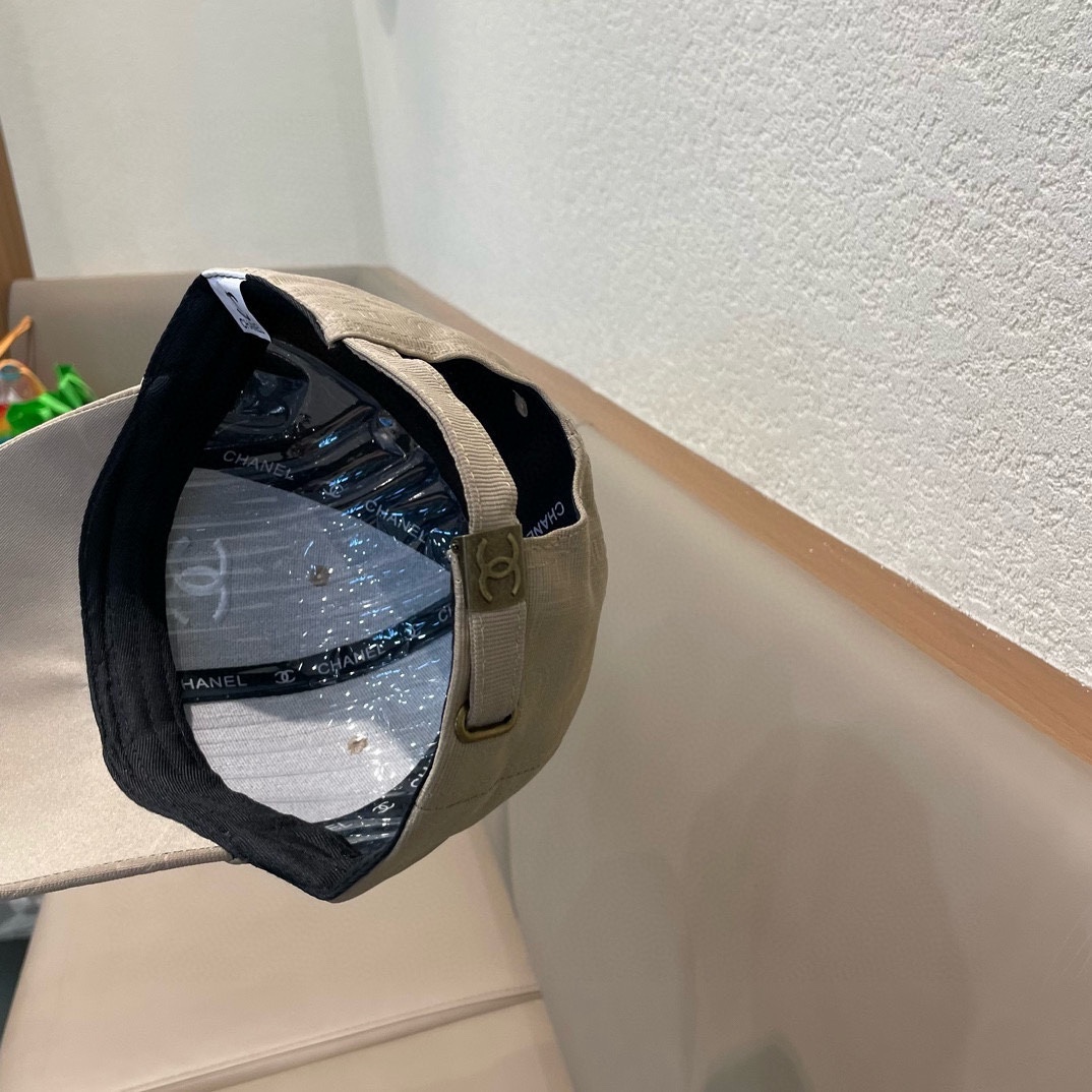  【CHANEL香奈儿】新款刺绣山茶花棒球帽，新款出货，大牌款超好搭配，赶紧入手！