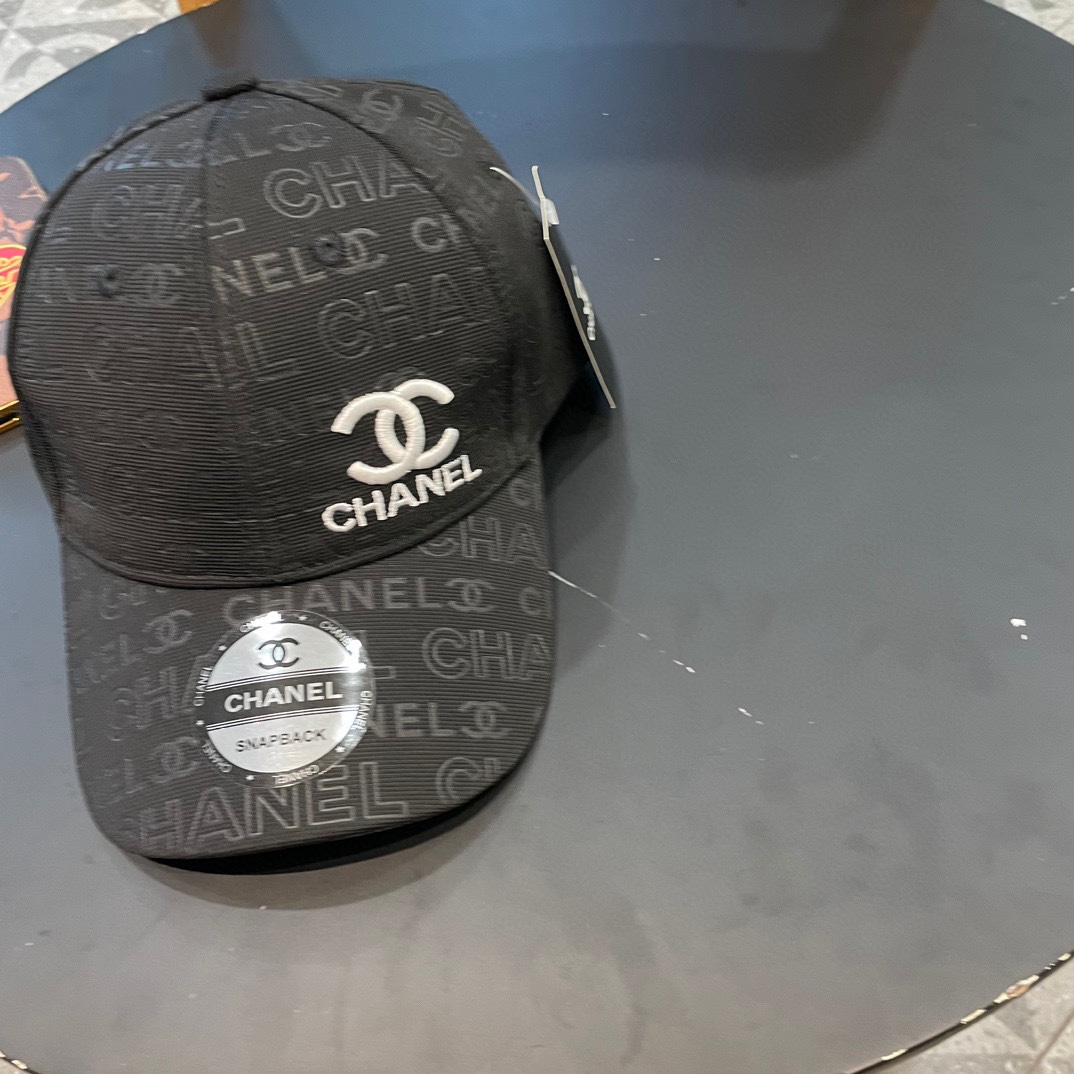  【CHANEL香奈儿】新款刺绣山茶花棒球帽，新款出货，大牌款超好搭配，赶紧入手！