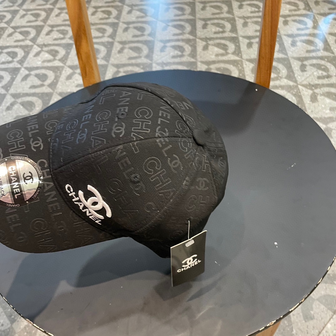 【CHANEL香奈儿】新款刺绣山茶花棒球帽，新款出货，大牌款超好搭配，赶紧入手！