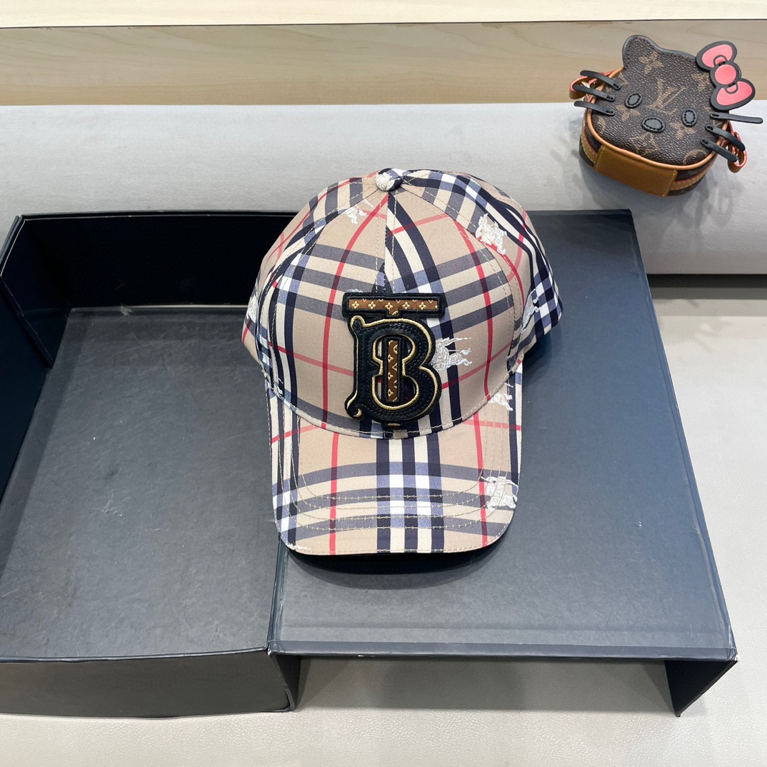  Burberry（巴宝莉）原单棒球帽， 专柜热卖款，经典格子，11开模订制，尼龙面料，纯棉内里，轻盈透