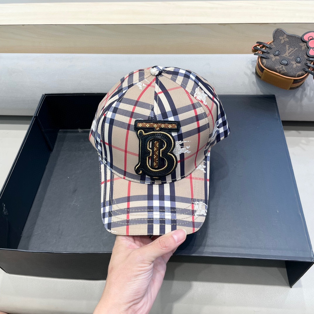 NO:228884,Burberry (Burberry) original single baseball cap, hot-selling counter, classic plaid, 1:1 mold customization, nylon fabric, pure cotton lining, light and breathable. Perfect style, accurate plaid, special adjustment buckle for the top layer, original quality, exclusive physical shot, suitable hats for men and women, straw hats, fisherman hats, baseball caps, hats, burberry, burberry, espadrilles, cowhide, hats19860909Burberry（巴宝莉）原单棒球帽, 专柜热卖款,经典格子,1:1开模订制,尼龙面料,纯棉内里,轻盈透气.完美版型,对格精准无误,头层牛皮特制调节扣,原厂品质,独家实物拍摄,男女适用帽子草帽渔夫帽棒球帽,帽子,burberry,burberry,espadrilles,cowhide,hats,hat