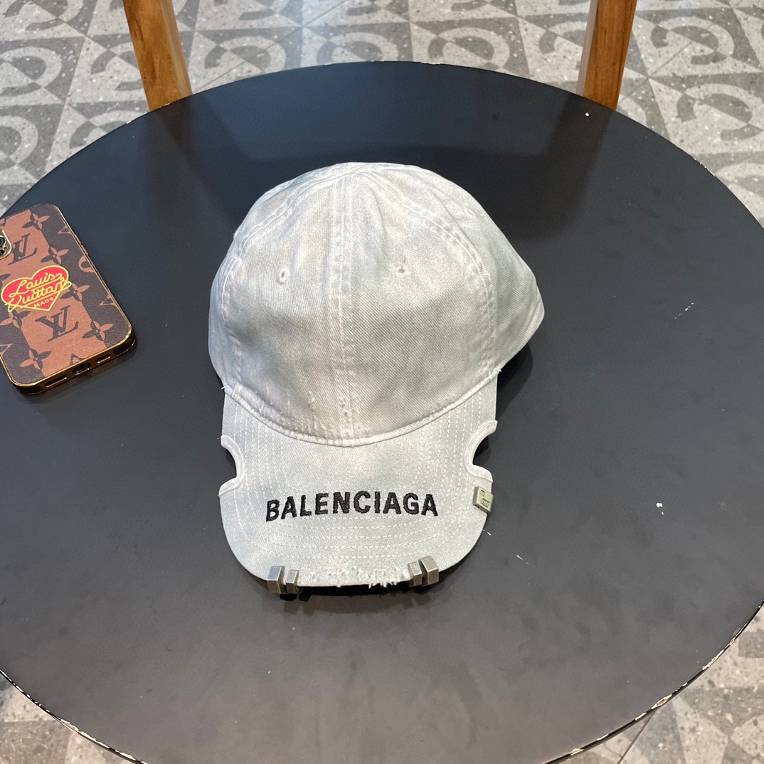  新品Balenciaga巴黎世家新款棒球帽
现货秒发🧢简约时尚超级无敌好看的帽子！情侣款！原单货比起其