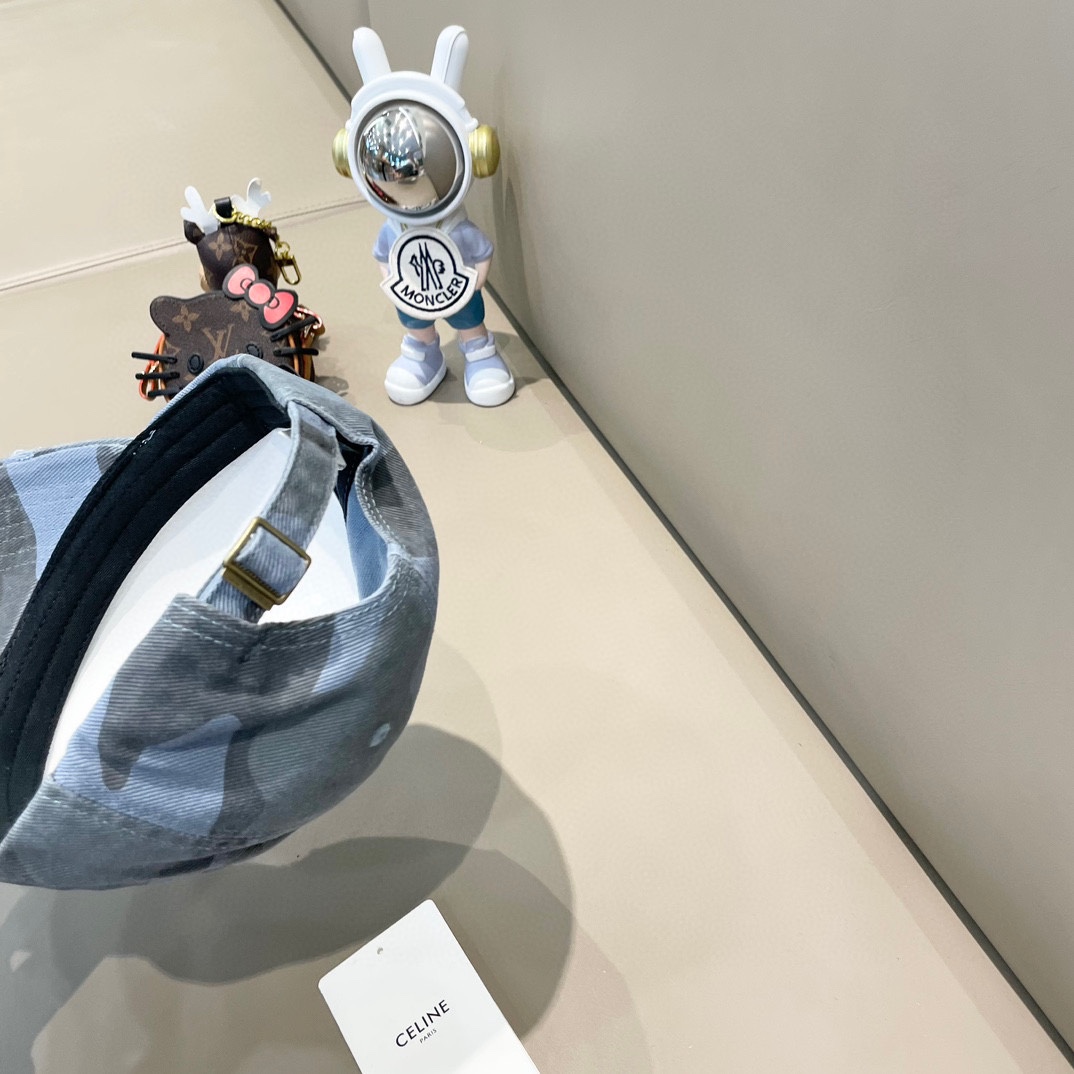  celine塞琳新款高版本炫酷迷彩三角标棒球帽🕋洋气潮品，男女同款！