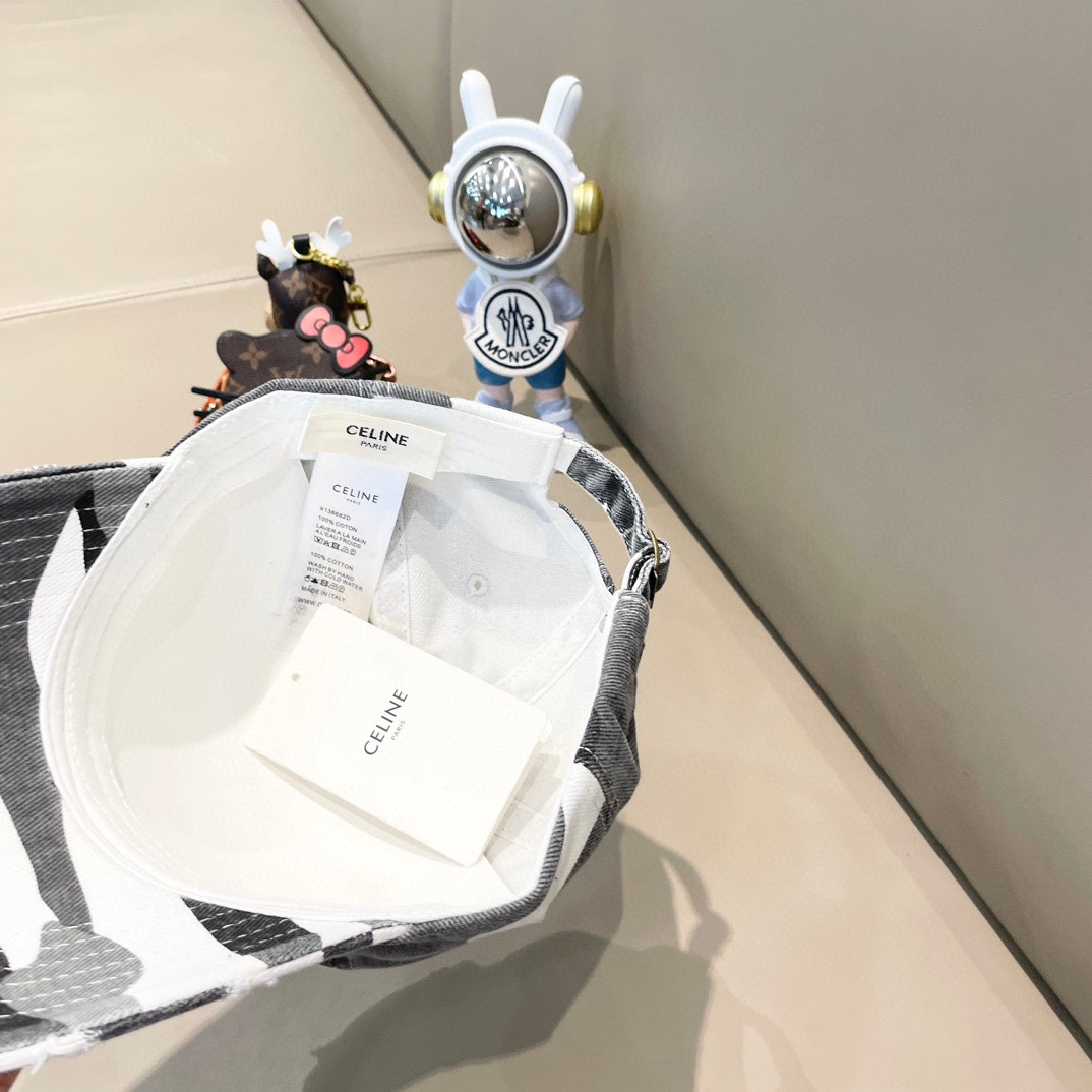  celine塞琳新款高版本炫酷迷彩三角标棒球帽🕋洋气潮品，男女同款！