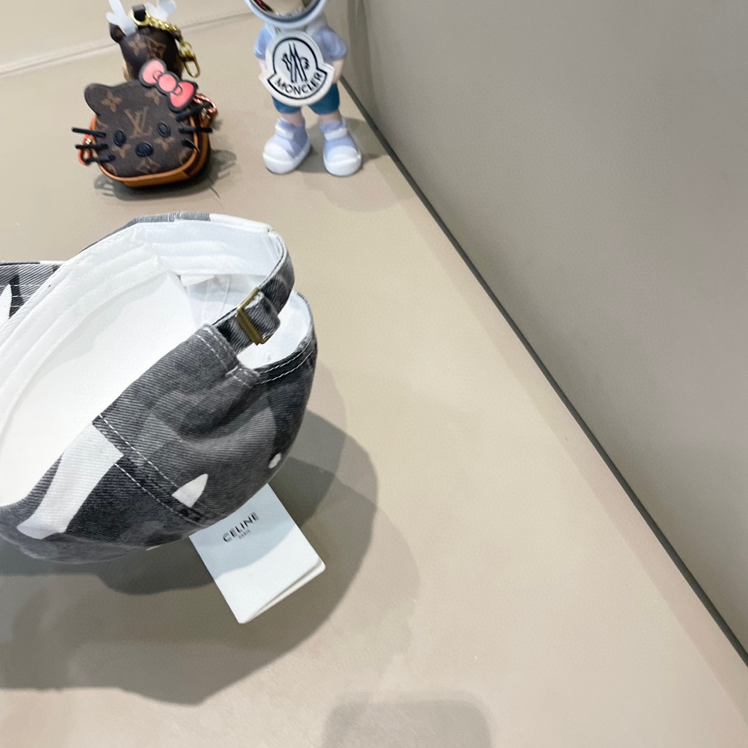  celine塞琳新款高版本炫酷迷彩三角标棒球帽🕋洋气潮品，男女同款！