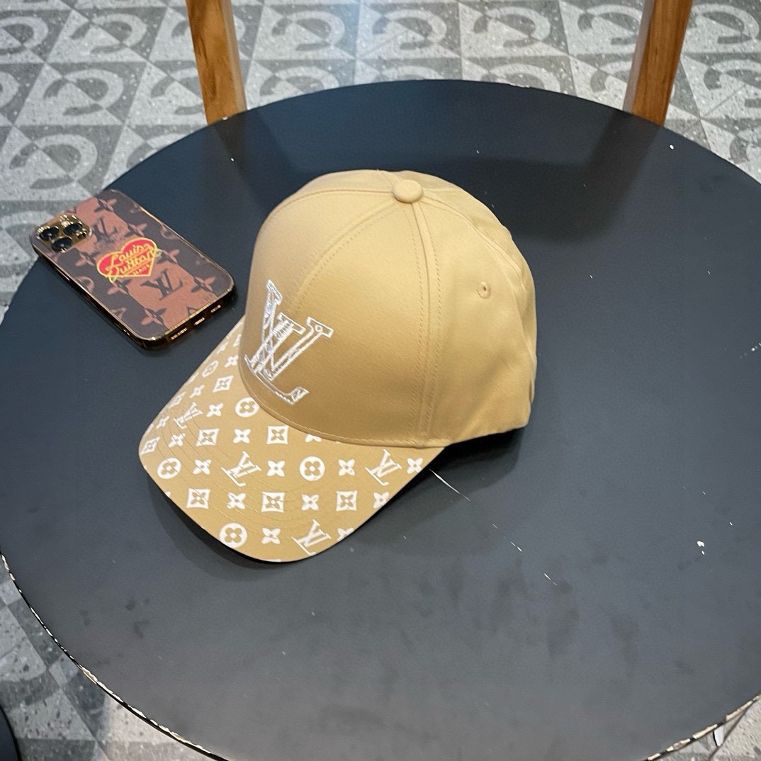    Lv！超级大爆款👏上头敲好看
颜色正点！新款字母刺绣棒球帽 
新工艺制作超好看 所见之处皆是细节！