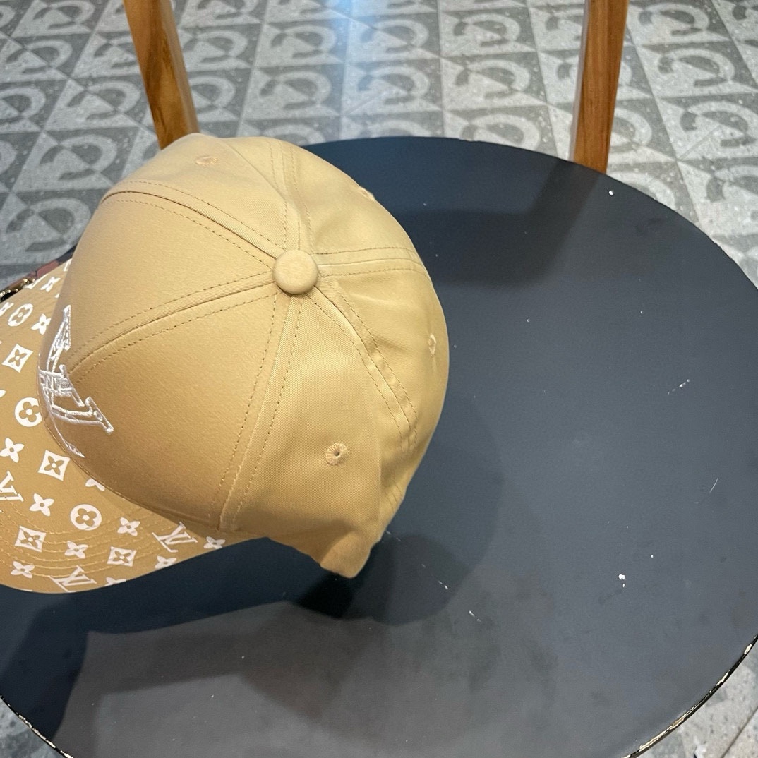    Lv！超级大爆款👏上头敲好看
颜色正点！新款字母刺绣棒球帽 
新工艺制作超好看 所见之处皆是细节！