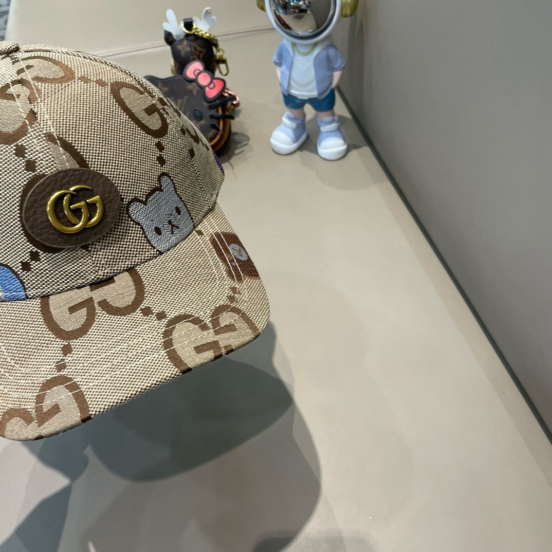  GUCCI古奇棒球帽👒 工艺非常精美 高档大气上档次！低调奢华，方便携带！