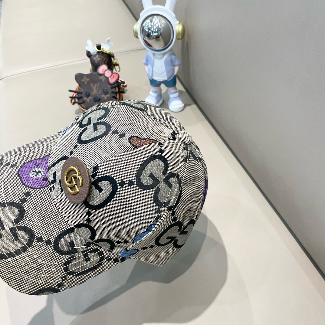 GUCCI古奇棒球帽👒 工艺非常精美 高档大气上档次！低调奢华，方便携带！
