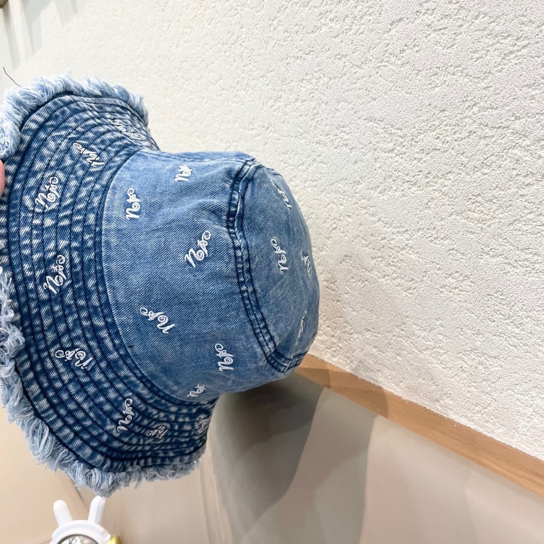 NO:228821,Moncler cowboy fisherman hat, fisherman bucket hat, head circumference 57cm hat, straw hat, fisherman hat baseball hat, hat, christian louboutin, Moncler, espadrilles, hats19860909蒙口moncler牛仔渔夫帽,渔夫桶帽,头围57cm帽子草帽渔夫帽棒球帽,帽子,christian louboutin,Moncler,espadrilles,hats,hat