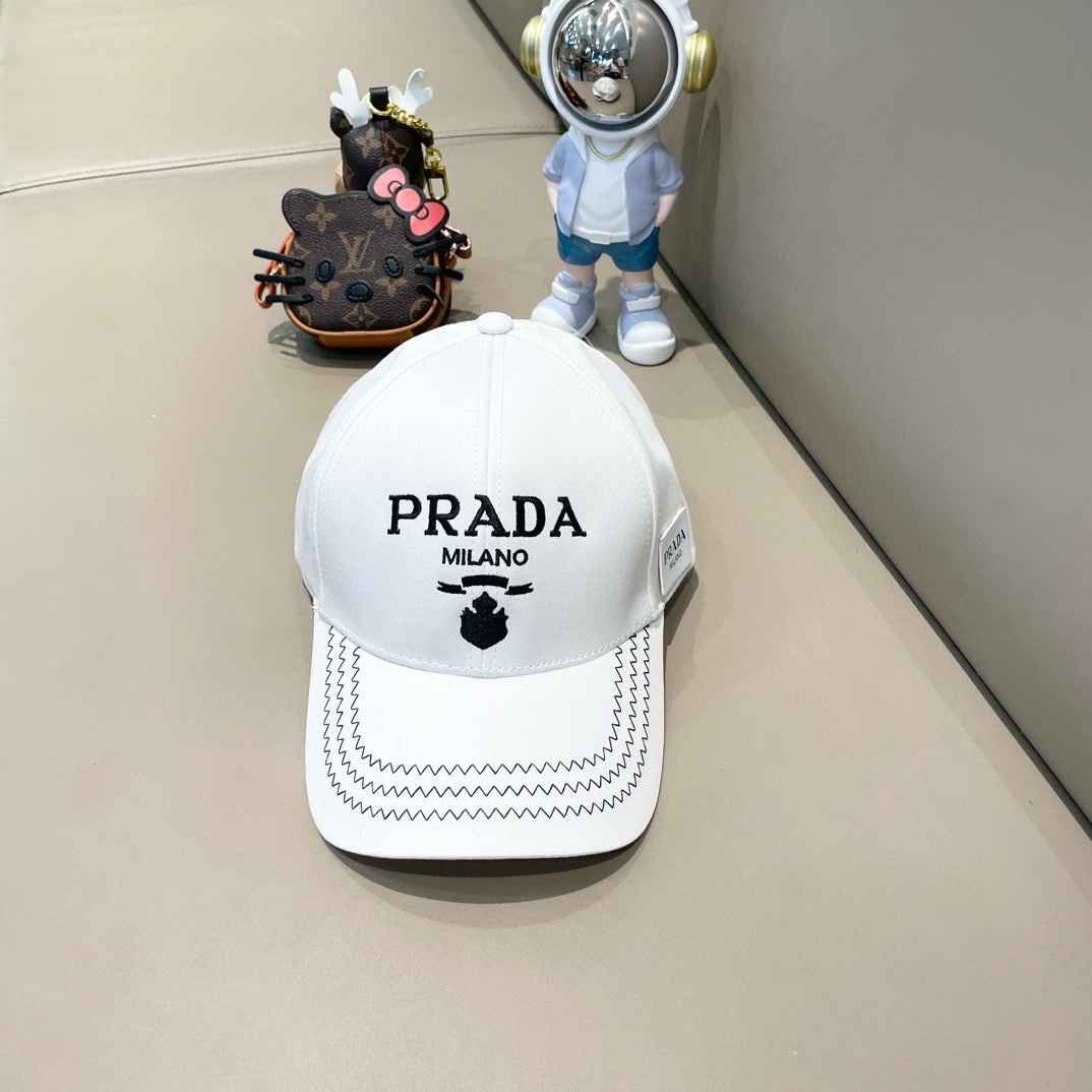  🧢普拉达Prada🧢 全新立体棒球帽，精致无暇！做工细致，独家实物拍摄。