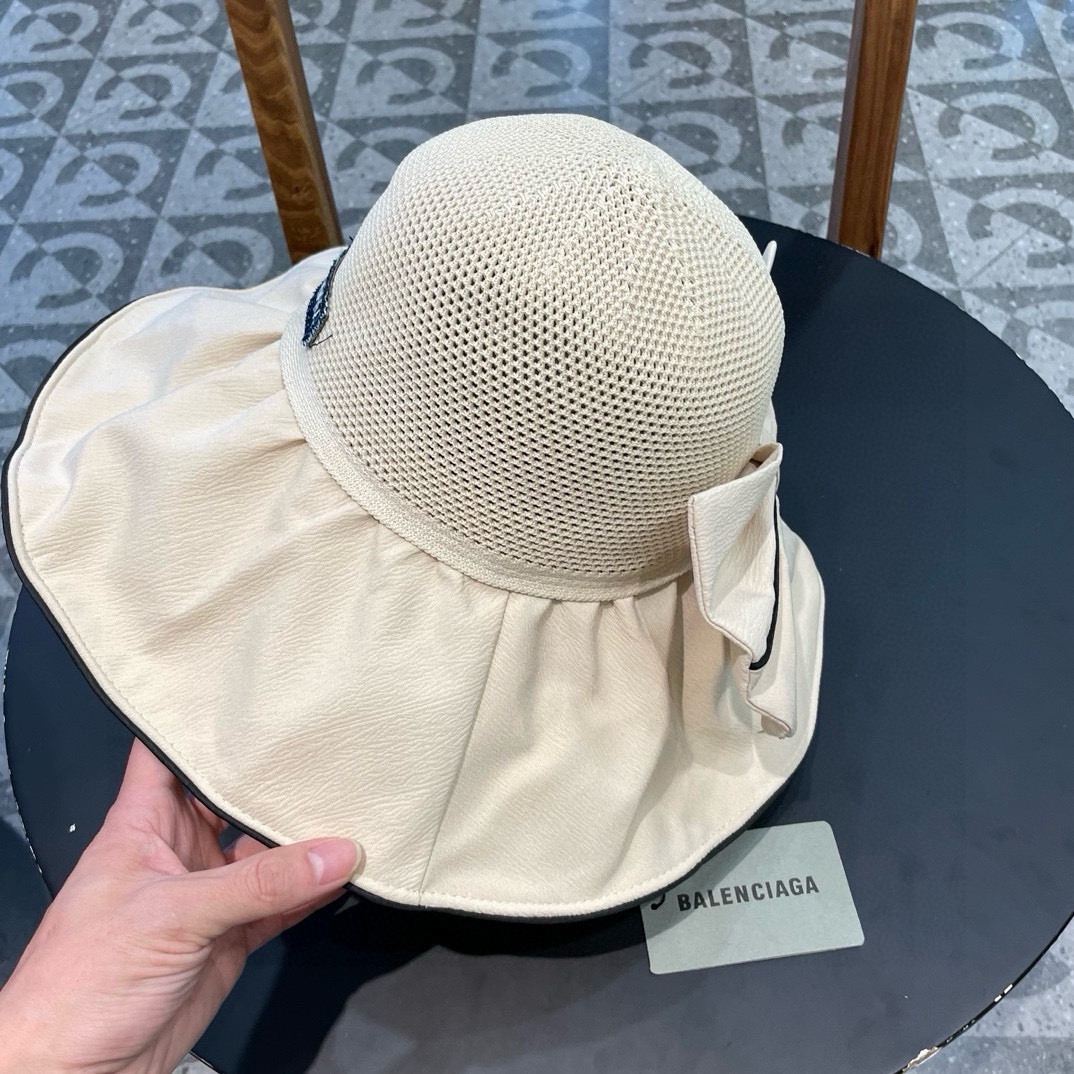  BALENCIAGA巴黎世家2024夏季新款渔夫帽，简约休闲百搭款，头围57cm