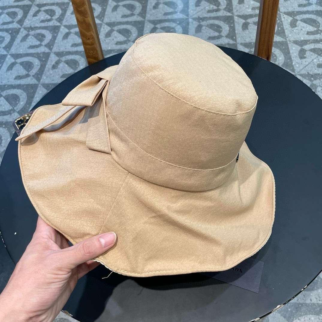   普拉达Prada遮阳帽女防紫外线夏季百搭渔夫帽防晒帽大檐帽显脸小遮脸太阳帽子