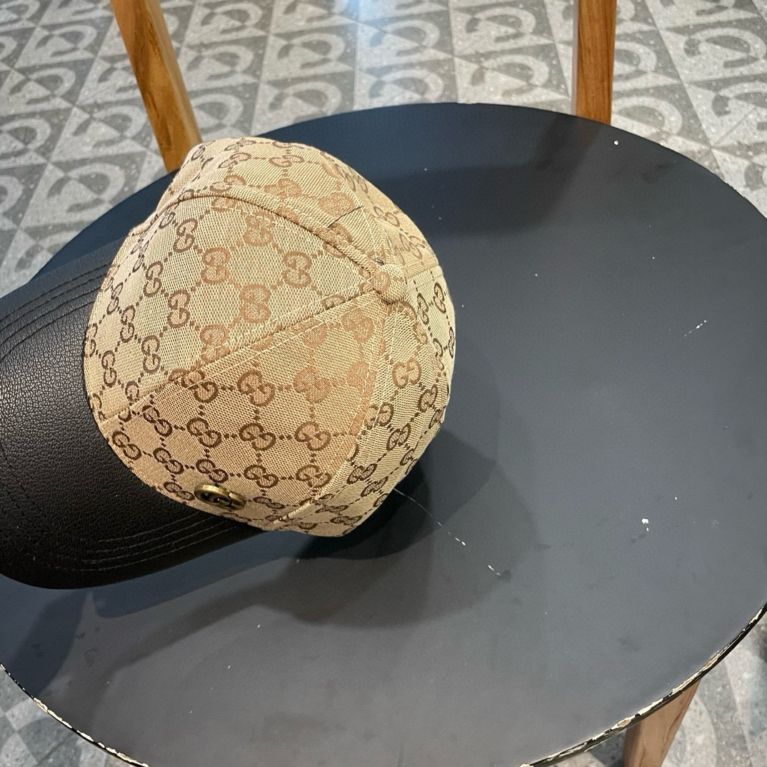 古奇棒球帽♥️GUCCI🧢官网新品，棒球帽，原单品质火爆来袭 。🎩 工艺非常精美 高档大气上档次！低调奢