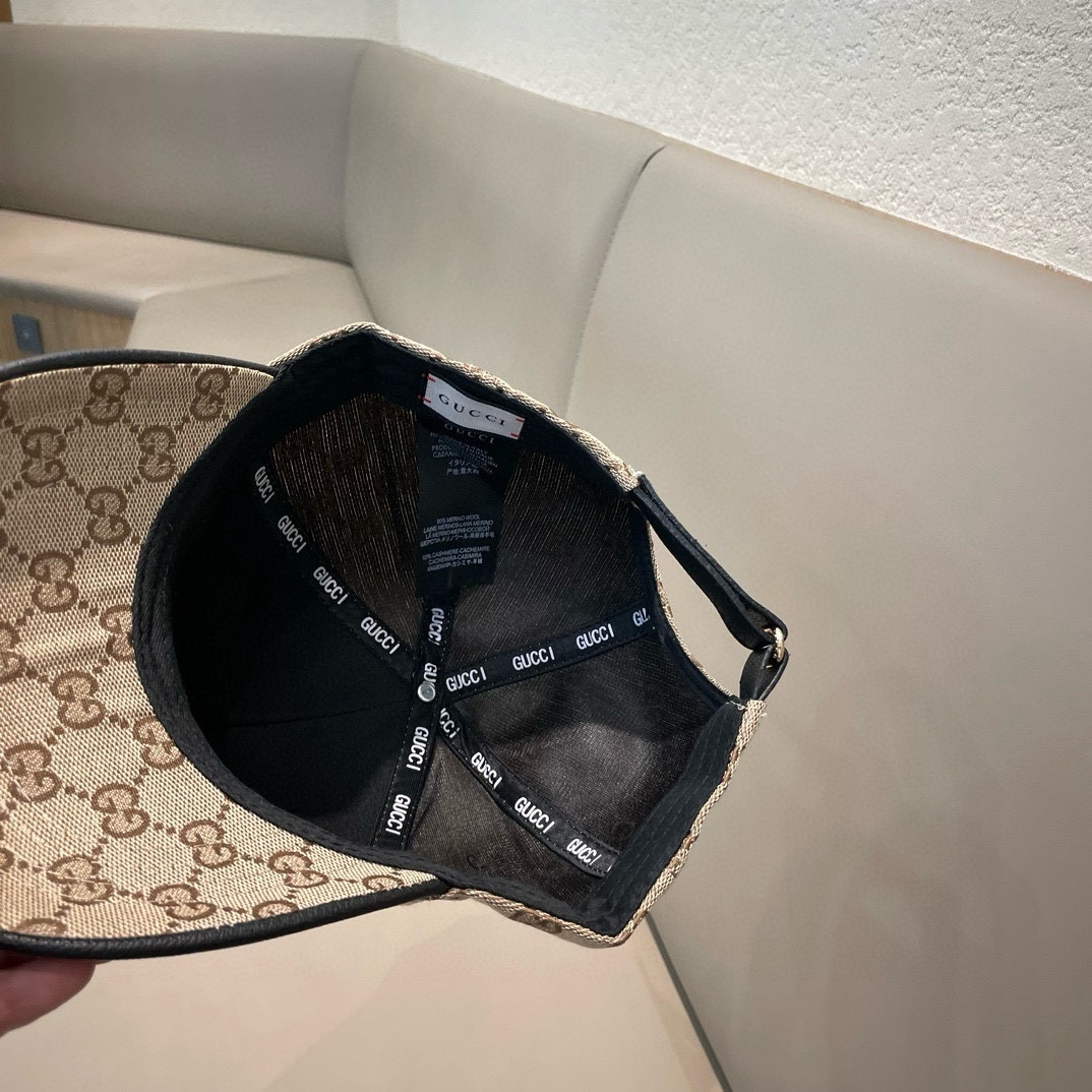古奇棒球帽♥️GUCCI🧢官网新品，棒球帽，原单品质火爆来袭 。🎩 工艺非常精美 高档大气上档次！低调奢