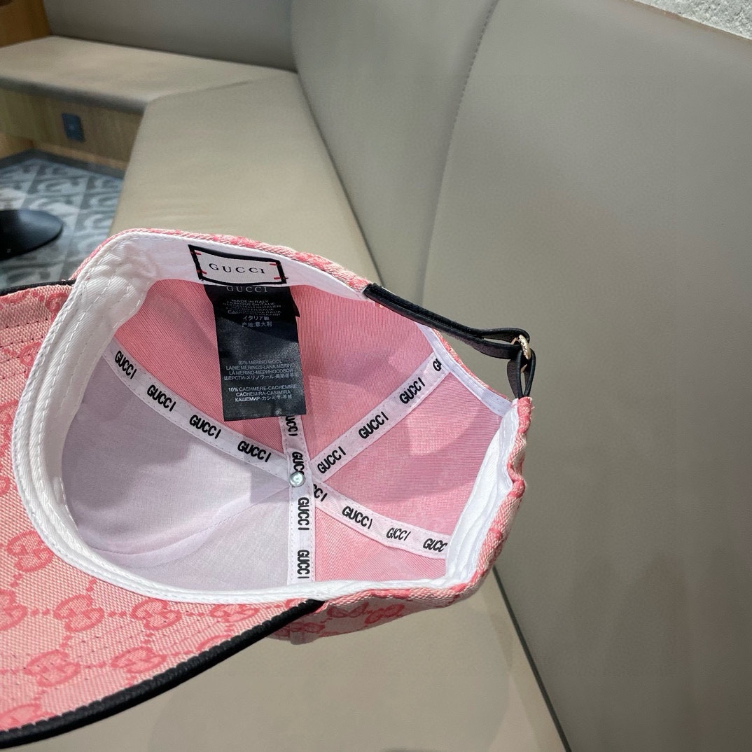 古奇棒球帽♥️GUCCI🧢官网新品，棒球帽，原单品质火爆来袭 。🎩 工艺非常精美 高档大气上档次！低调奢