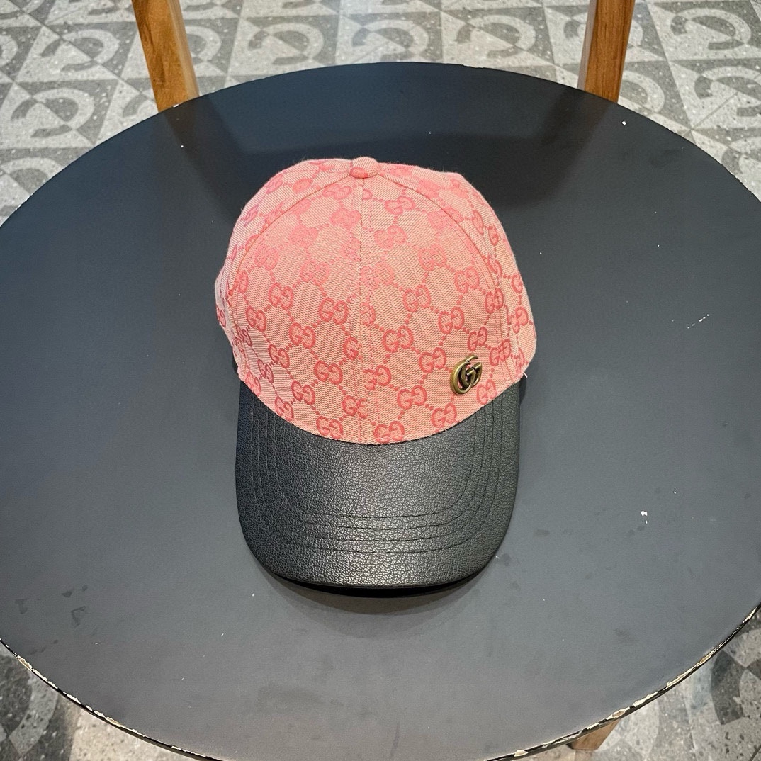 古奇棒球帽♥️GUCCI🧢官网新品，棒球帽，原单品质火爆来袭 。🎩 工艺非常精美 高档大气上档次！低调奢