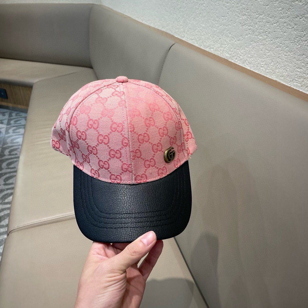 古奇棒球帽♥️GUCCI🧢官网新品，棒球帽，原单品质火爆来袭 。🎩 工艺非常精美 高档大气上档次！低调奢