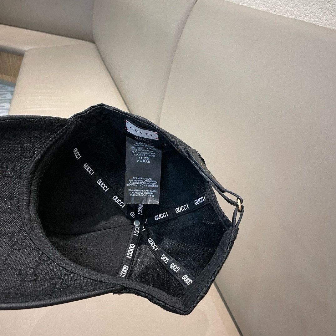古奇棒球帽♥️GUCCI🧢官网新品，棒球帽，原单品质火爆来袭 。🎩 工艺非常精美 高档大气上档次！低调奢