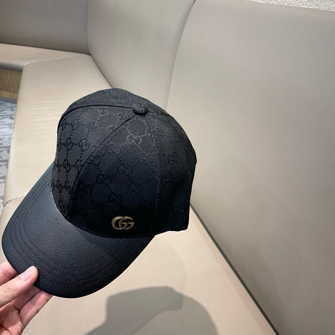 古奇棒球帽♥️GUCCI🧢官网新品，棒球帽，原单品质火爆来袭 。🎩 工艺非常精美 高档大气上档次！低调奢