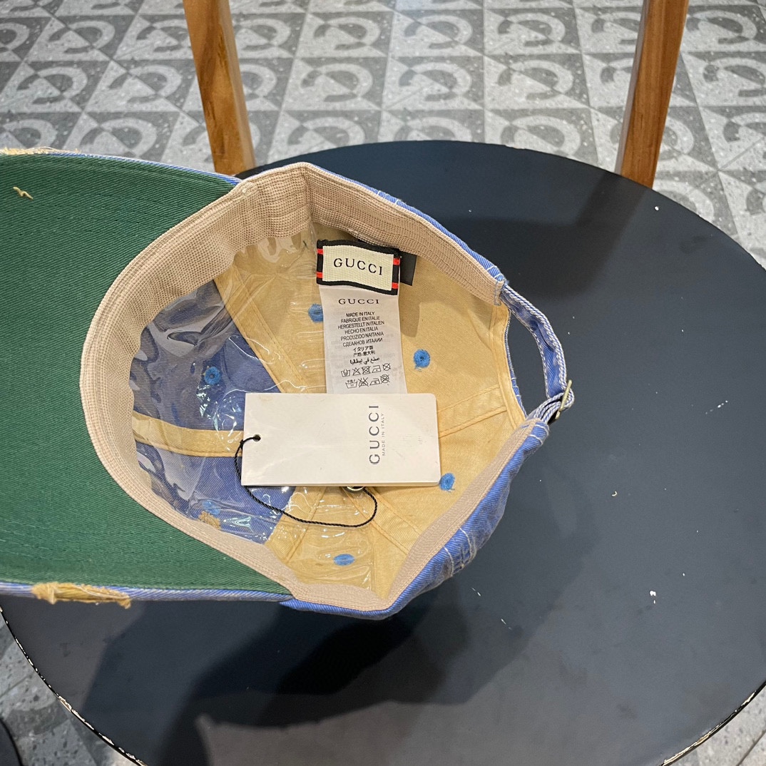 。GUCCI古奇 简约棒球帽，很潮！休闲运动款，经典制作，超级好搭衣服！