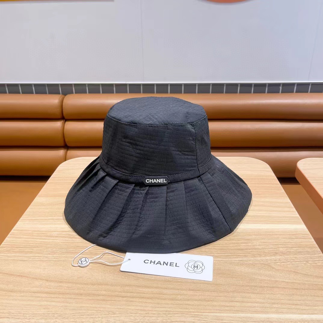 NO:220637,Chanel Chanel frilled face-showing little fisherman hat summer women Japanese elegant face-covering sun protection basin hat seaside beach hat fisherman hat baseball hat knit hat, hat, chanel, chanel, espadrilles, hats19860909Chanel香奈儿 百褶边显脸小渔夫帽夏季女日系优雅遮脸防晒盆帽 海边沙滩帽帽子渔夫帽棒球帽针织帽,帽子,chanel,chanel,espadrilles,hats,hat