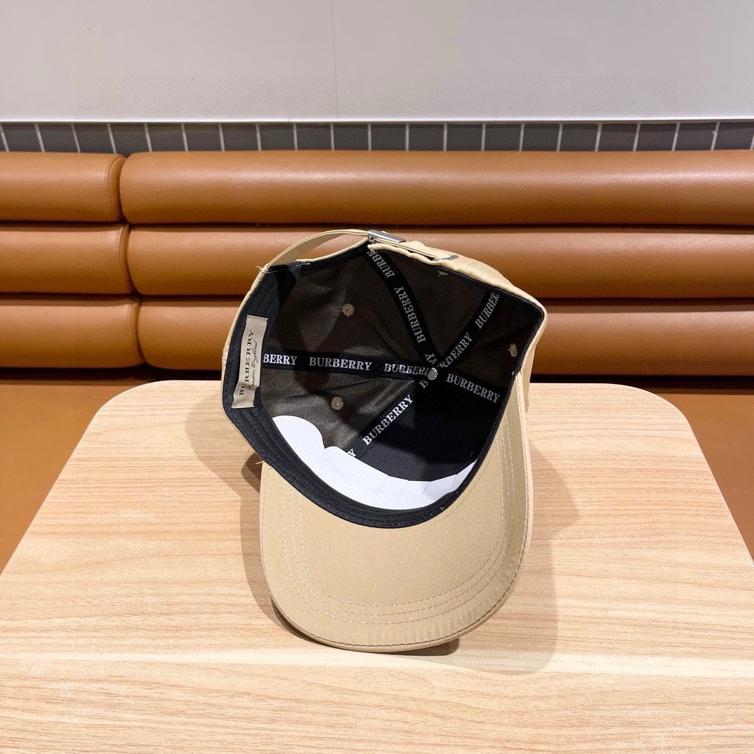   Burberry（巴宝莉）原单棒球帽🧢专柜热卖款纯棉内里，轻盈透气。完美版型，原厂品质，独家实物拍摄