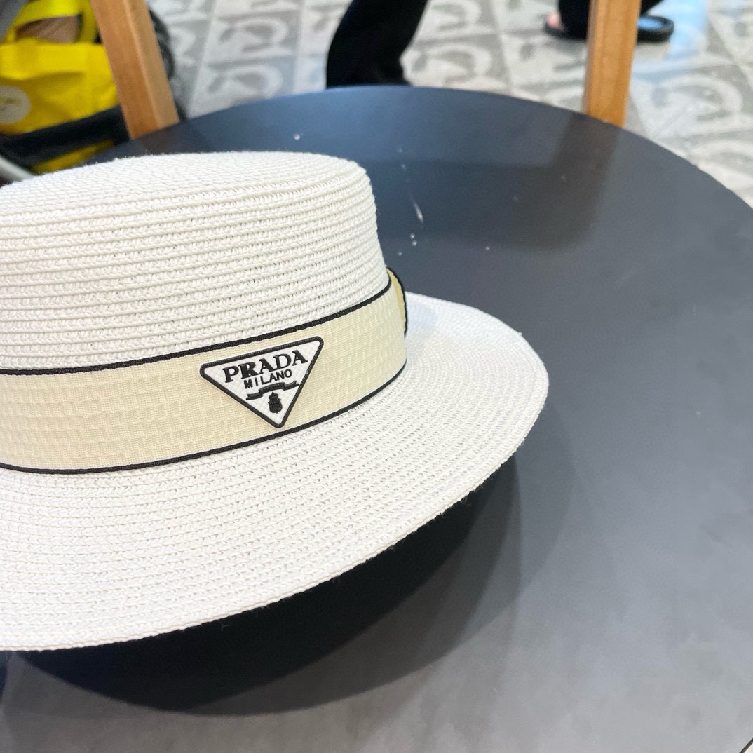  【PRADA普拉达】新款草帽，出街必备超好搭配，赶紧入手！