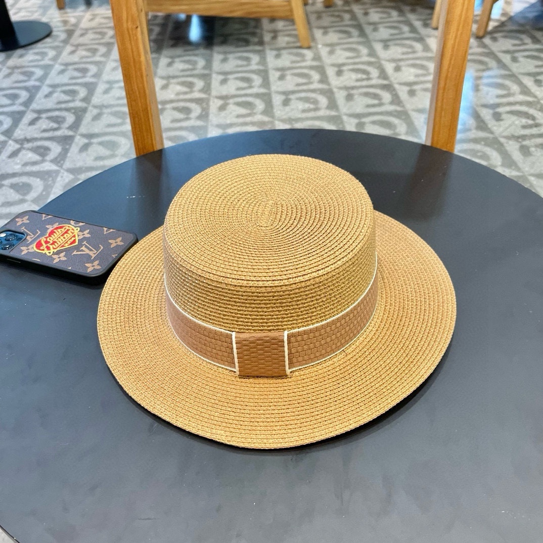  【PRADA普拉达】新款草帽，出街必备超好搭配，赶紧入手！