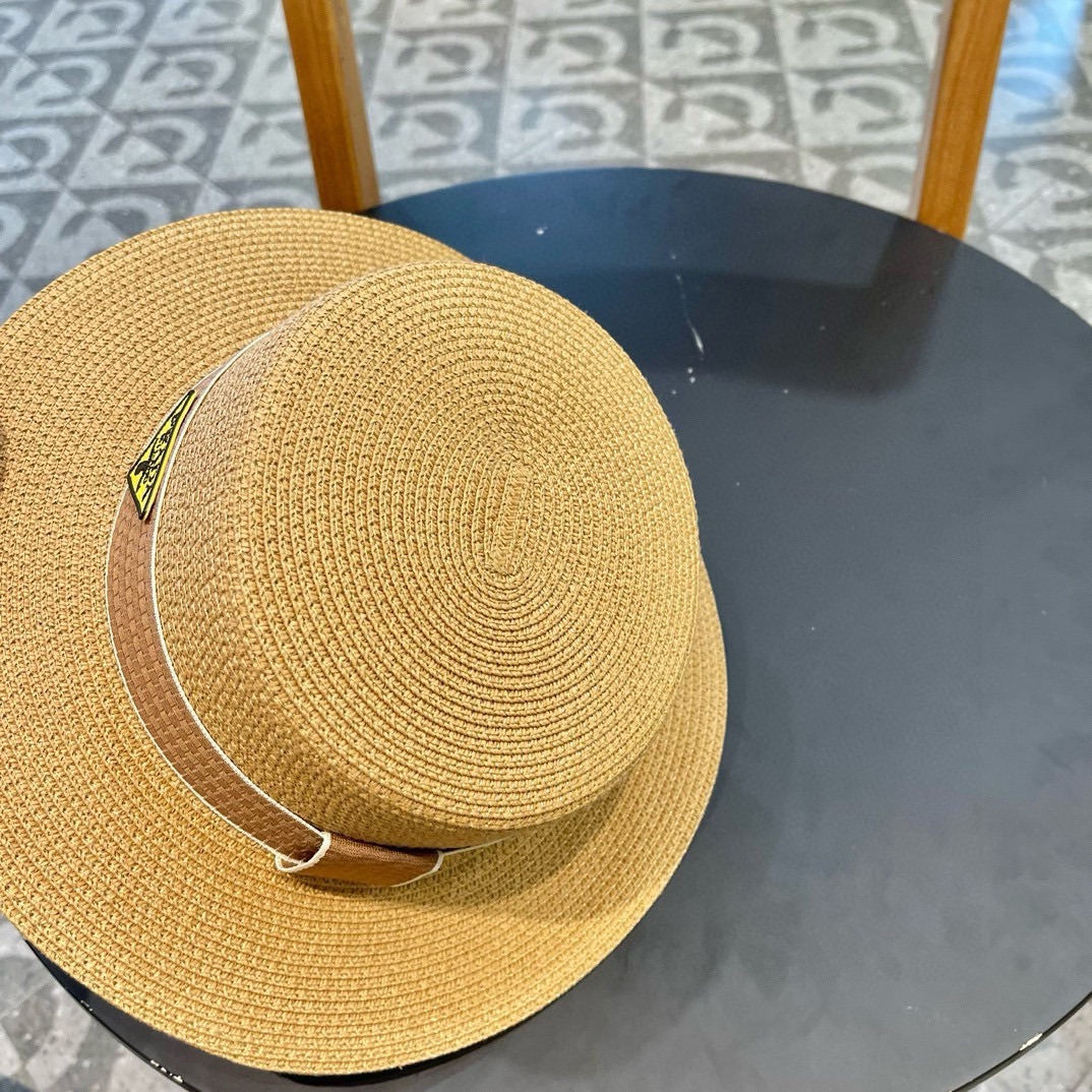  【PRADA普拉达】新款草帽，出街必备超好搭配，赶紧入手！