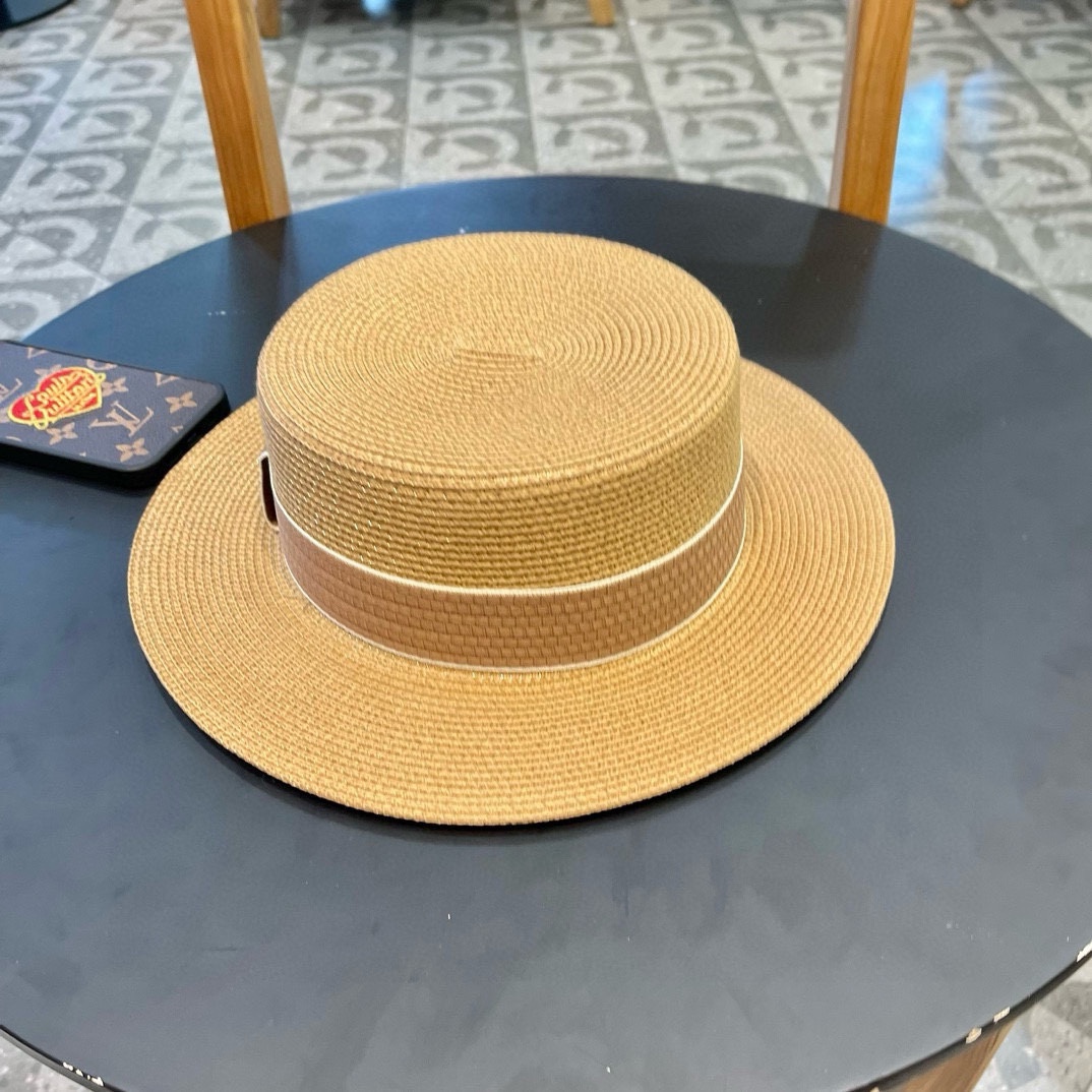  【PRADA普拉达】新款草帽，出街必备超好搭配，赶紧入手！