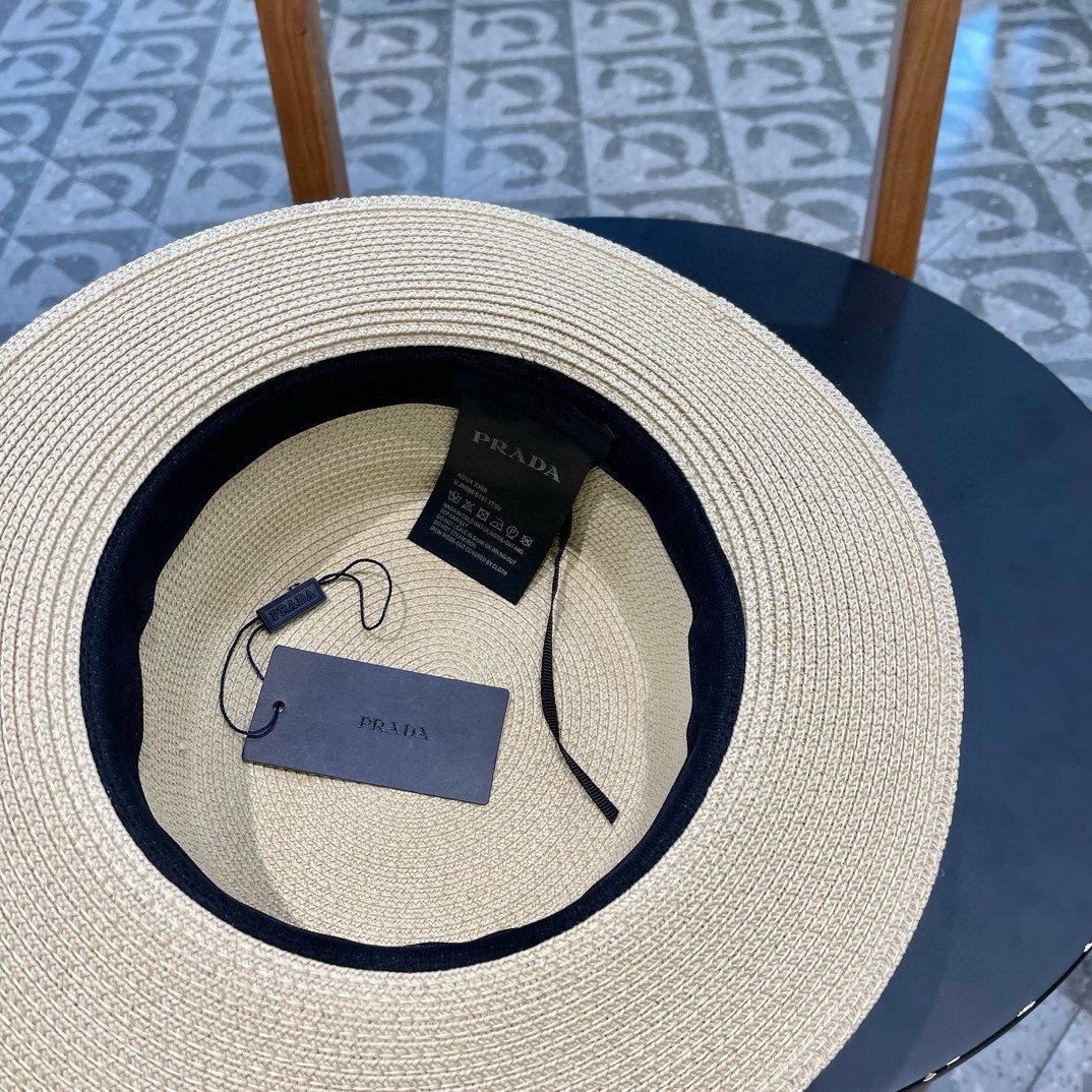  【PRADA普拉达】新款草帽，出街必备超好搭配，赶紧入手！