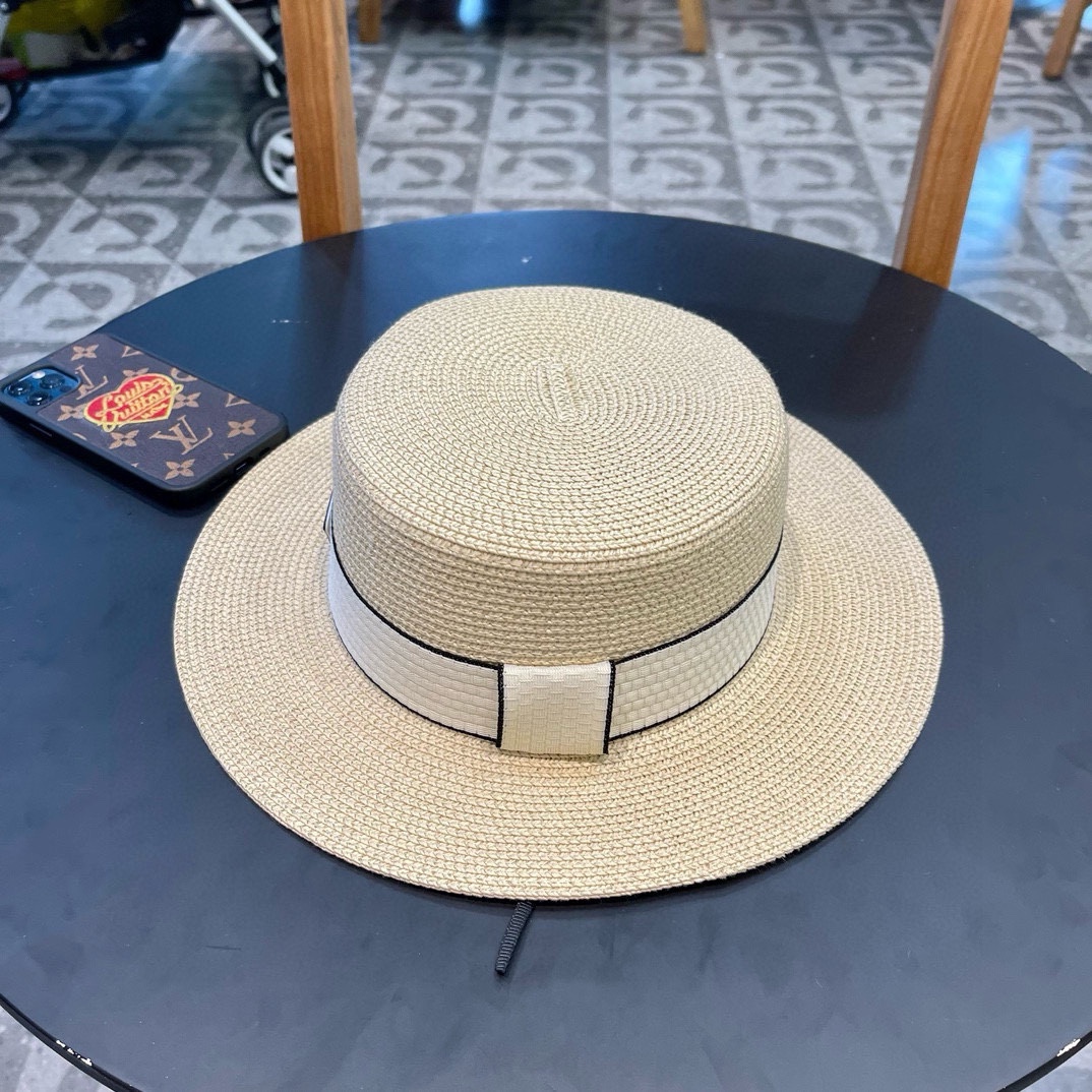  【PRADA普拉达】新款草帽，出街必备超好搭配，赶紧入手！
