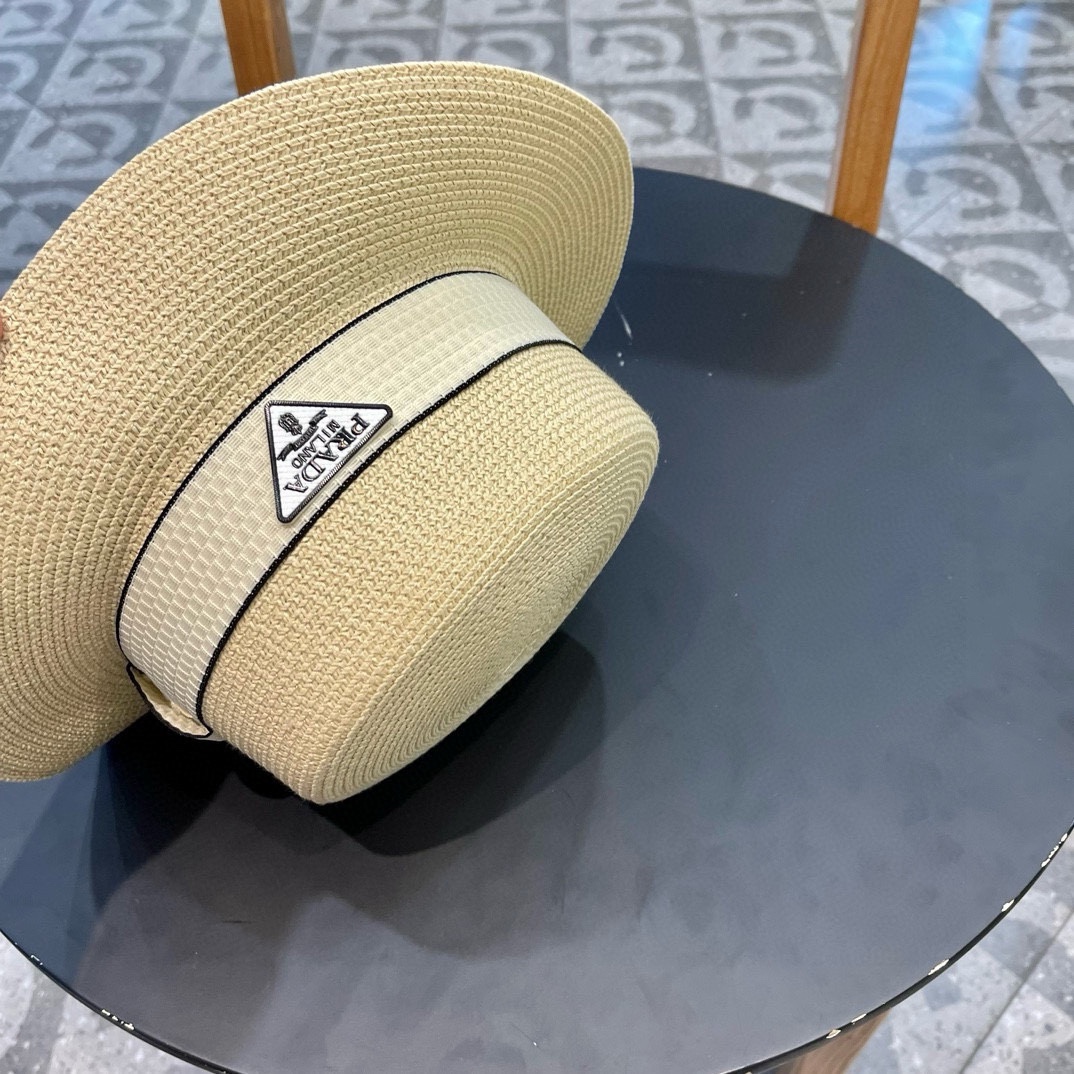  【PRADA普拉达】新款草帽，出街必备超好搭配，赶紧入手！