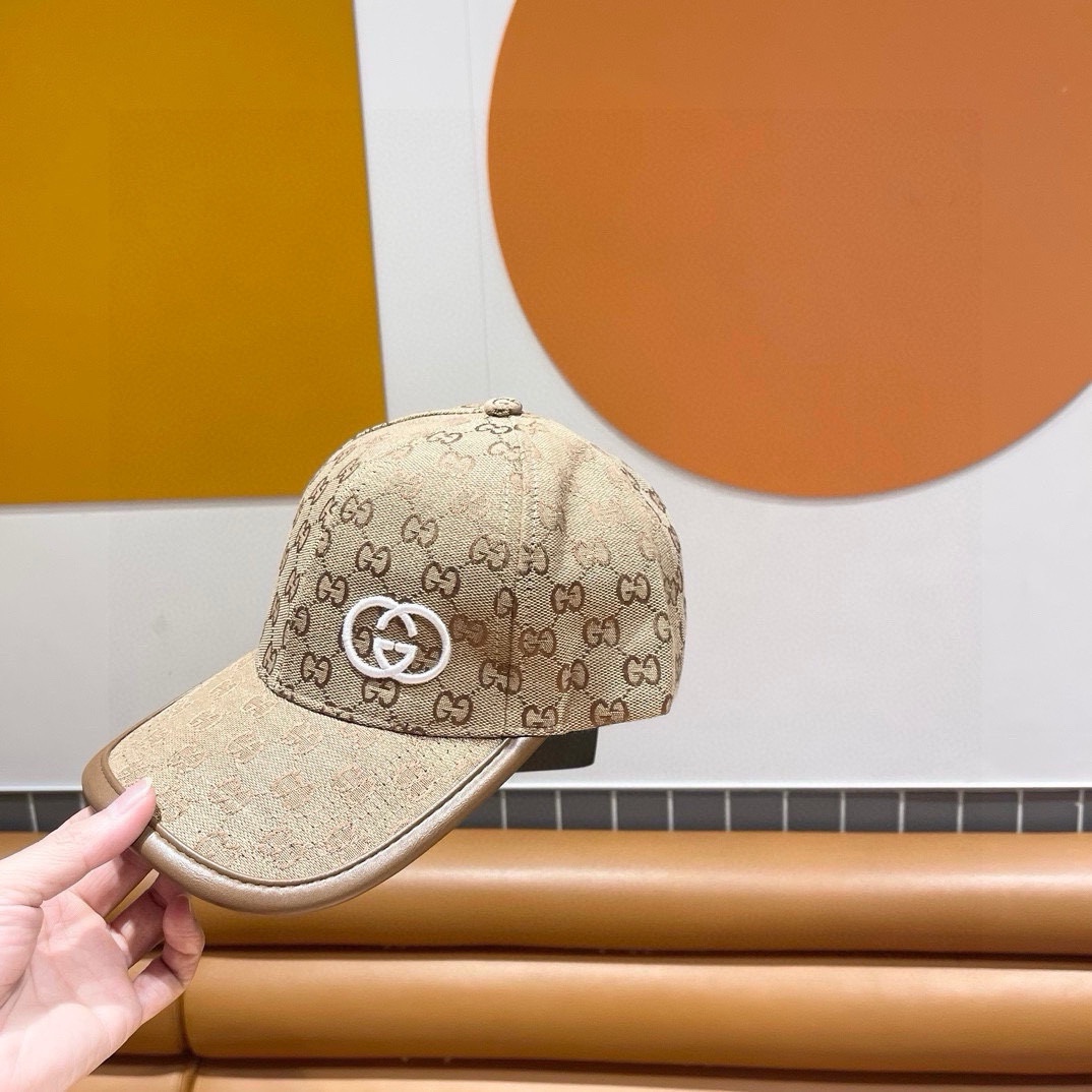  古奇棒球帽♥️GUCCI🧢官网新品，棒球帽，原单品质火爆来袭 。🎩 工艺非常精美 高档大气上档次！低