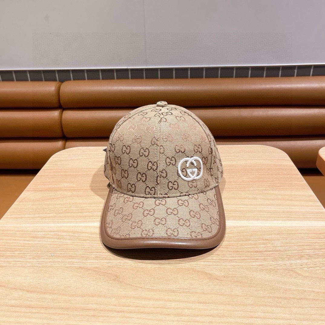   古奇棒球帽♥️GUCCI🧢官网新品，棒球帽，原单品质火爆来袭 。🎩 工艺非常精美 高档大气上档次！低