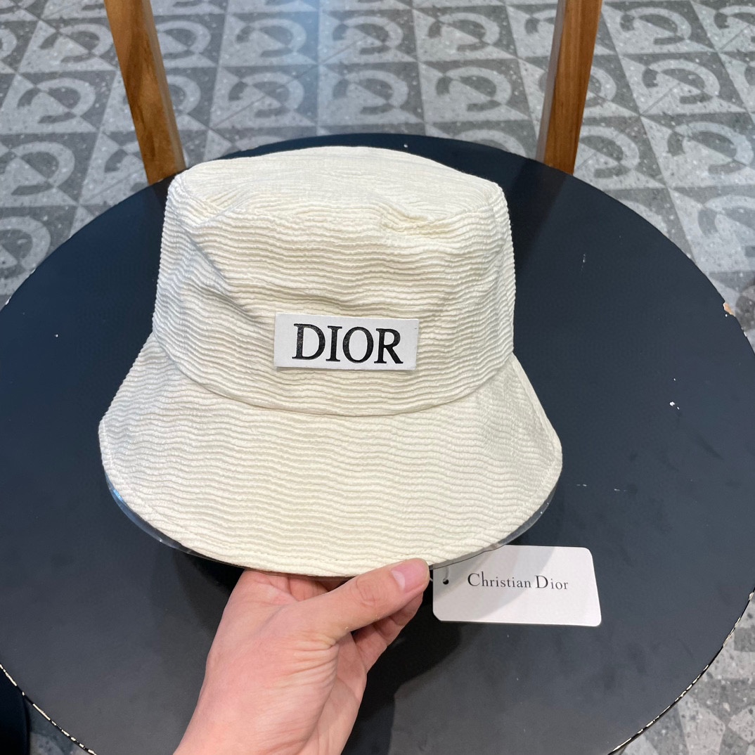   迪奥DIOR】官网同步上线 韩版新款英式运动款重工定制款11原单品质 男女通用渔夫帽 绵麻地质面料 