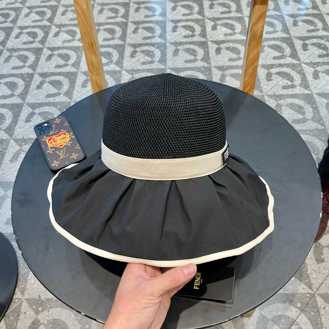 芬迪fendl  新款黑胶遮阳帽女款夏防紫外线遮阳防晒帽高级感