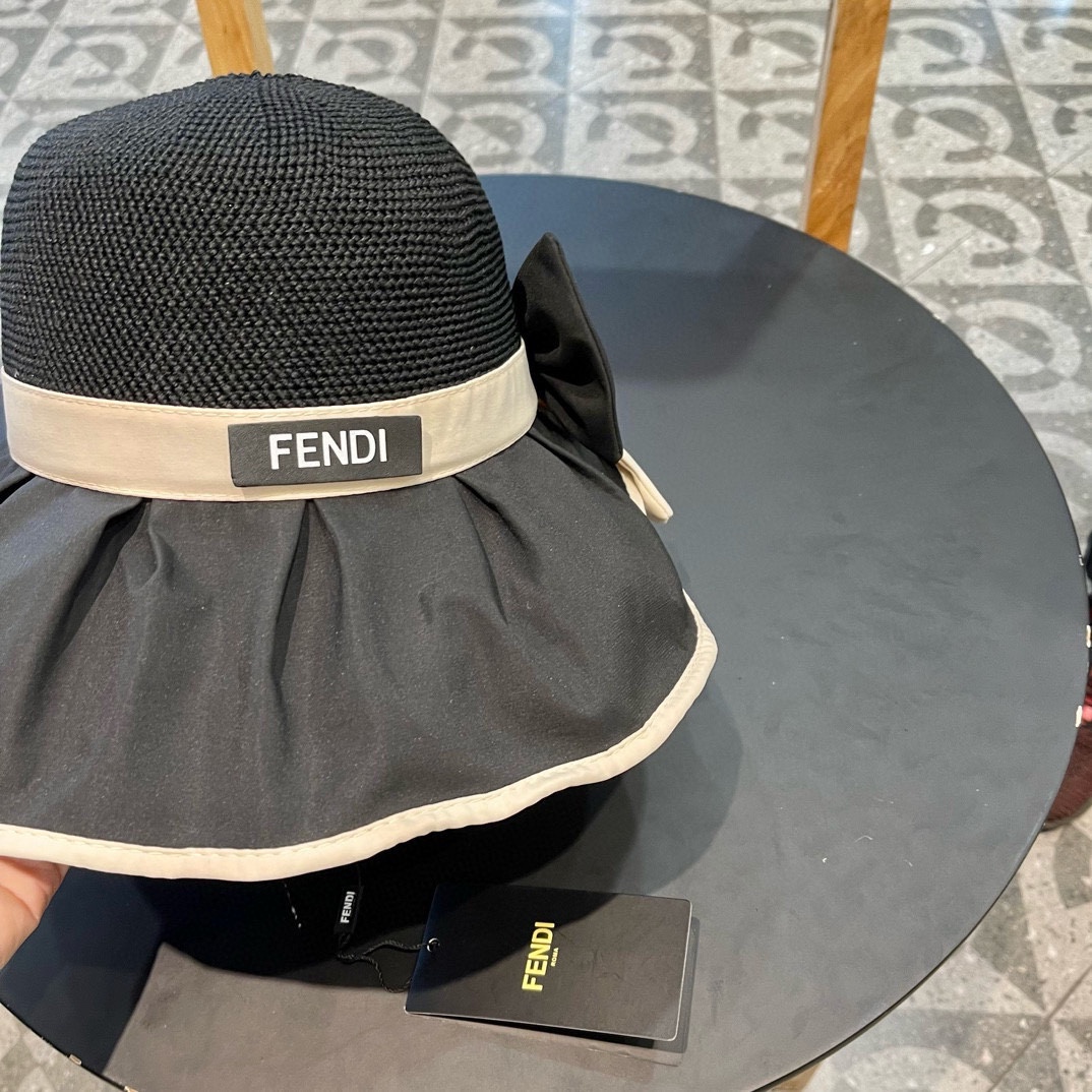芬迪fendl  新款黑胶遮阳帽女款夏防紫外线遮阳防晒帽高级感