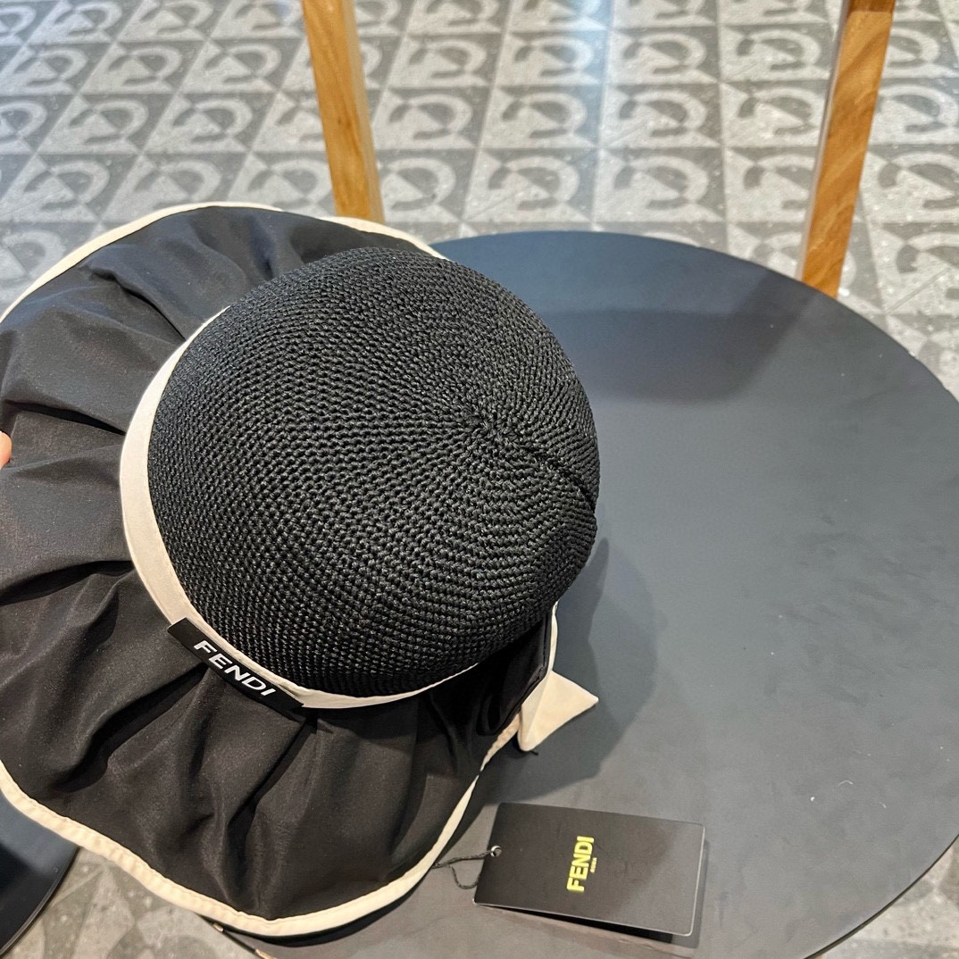 芬迪fendl  新款黑胶遮阳帽女款夏防紫外线遮阳防晒帽高级感