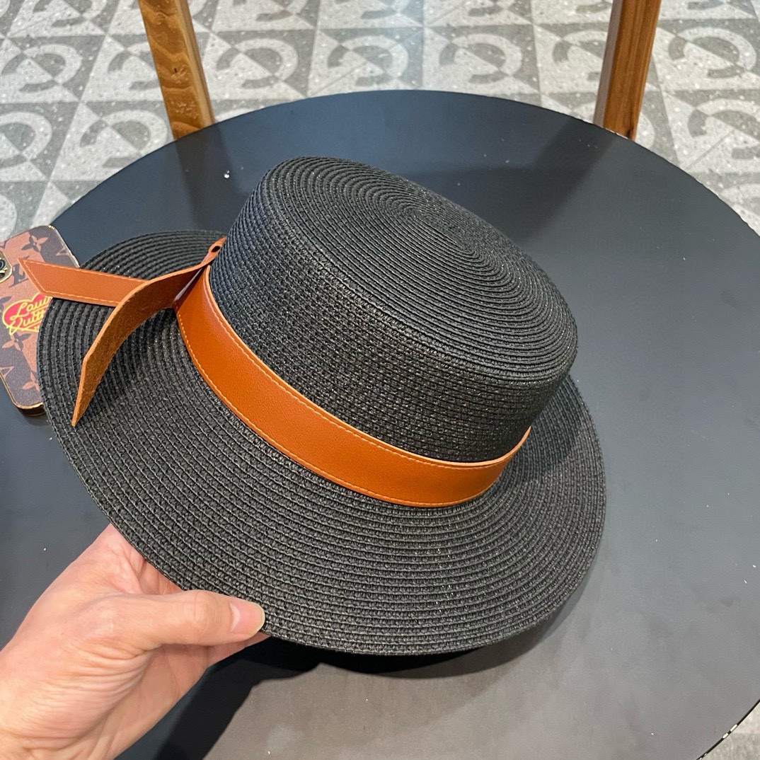   【Chanel香奈儿】2025新款草编大牌皮带编织草帽，度假休闲必备，优雅大方的一款