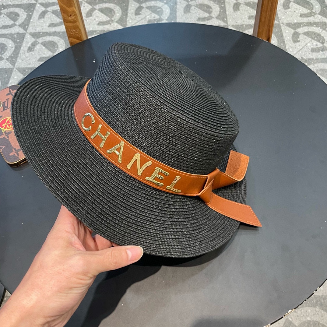   【Chanel香奈儿】2025新款草编大牌皮带编织草帽，度假休闲必备，优雅大方的一款