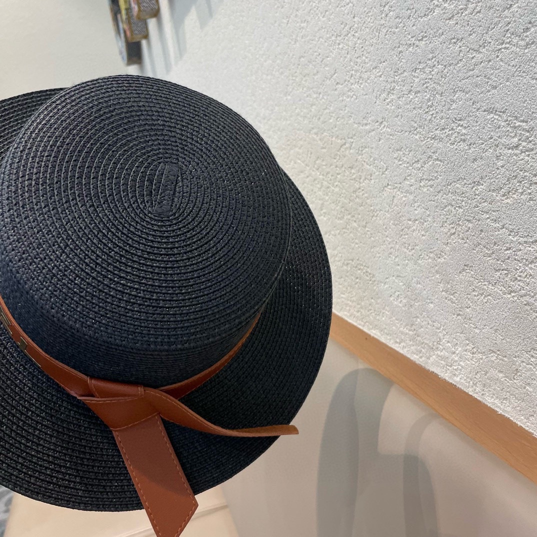   【Chanel香奈儿】2025新款草编大牌皮带编织草帽，度假休闲必备，优雅大方的一款