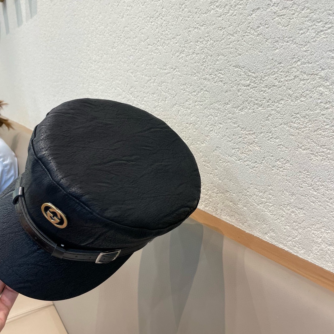 古奇Gucci新款时尚海军帽韩版显脸小平顶帽秋冬百搭皮檐复古英伦报童帽