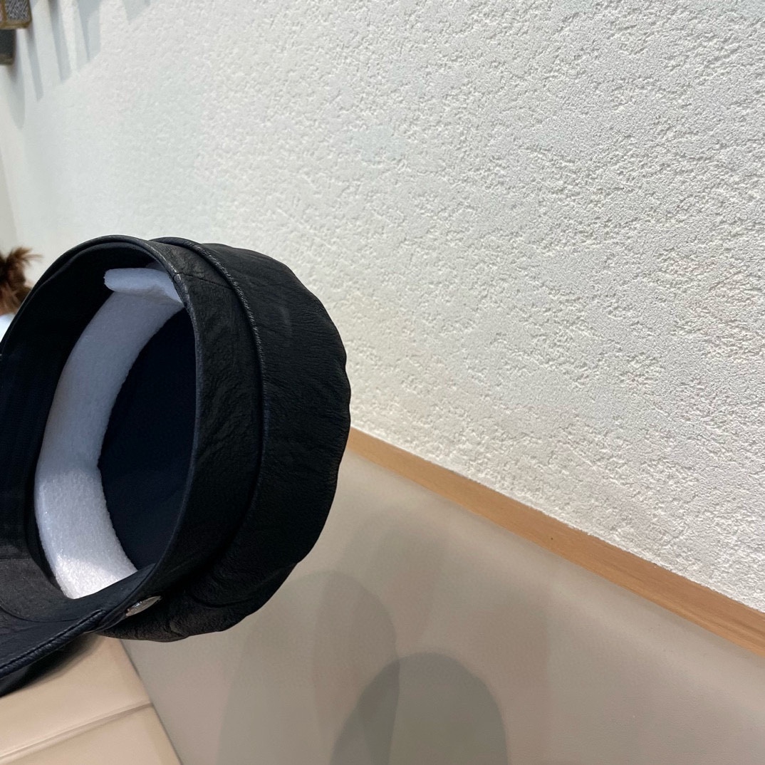 古奇Gucci新款时尚海军帽韩版显脸小平顶帽秋冬百搭皮檐复古英伦报童帽