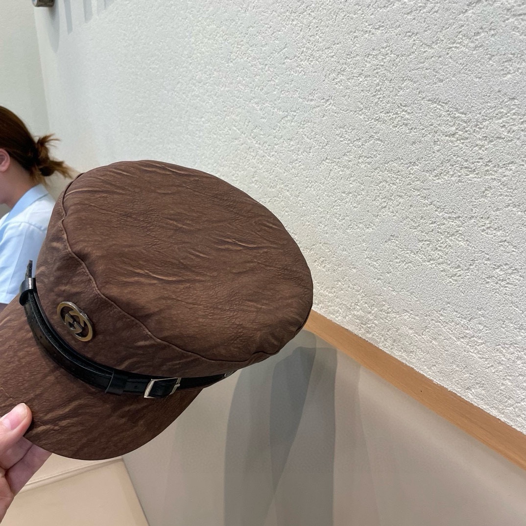 古奇Gucci新款时尚海军帽韩版显脸小平顶帽秋冬百搭皮檐复古英伦报童帽