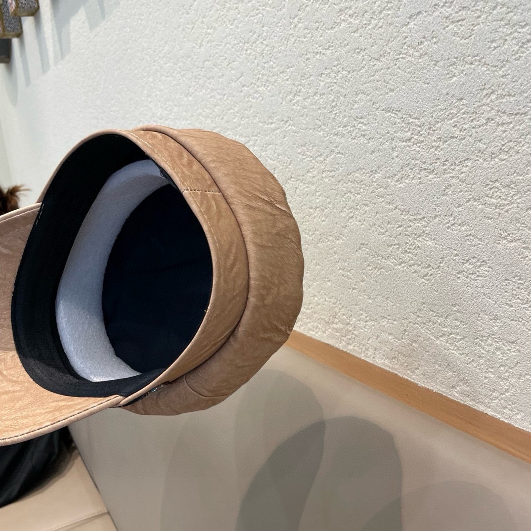 古奇Gucci新款时尚海军帽韩版显脸小平顶帽秋冬百搭皮檐复古英伦报童帽