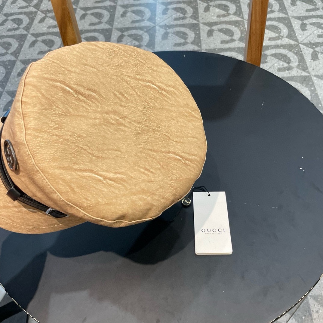 古奇Gucci新款时尚海军帽韩版显脸小平顶帽秋冬百搭皮檐复古英伦报童帽