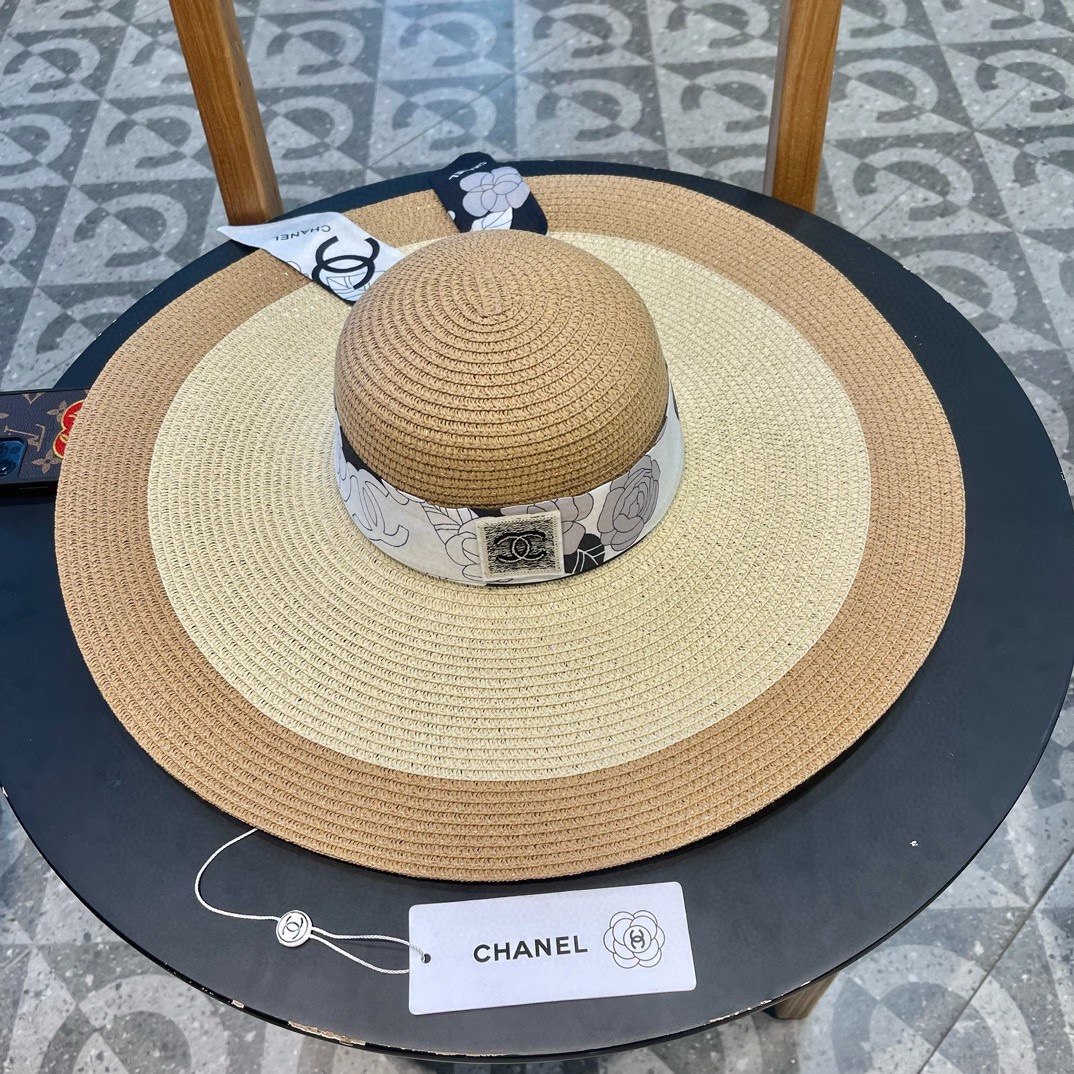    Chanel香奈儿草帽，沙滩大檐帽，拼色草帽，头围57cm
